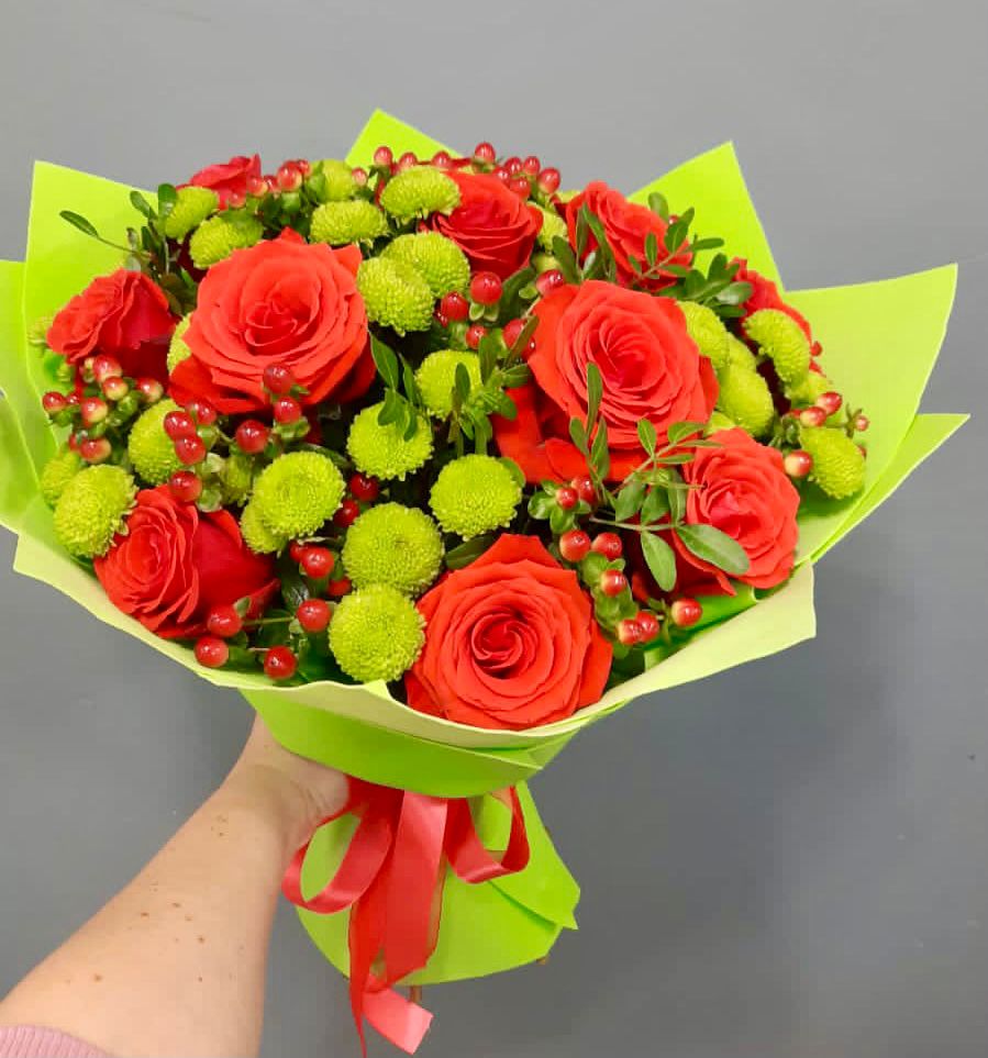 Букет цветов из: Хризантемы и Розы в Тульском Республика Адыгея