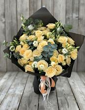 Букет цветов из:  Розы и Лизиантусы в Тульском Республика Адыгея