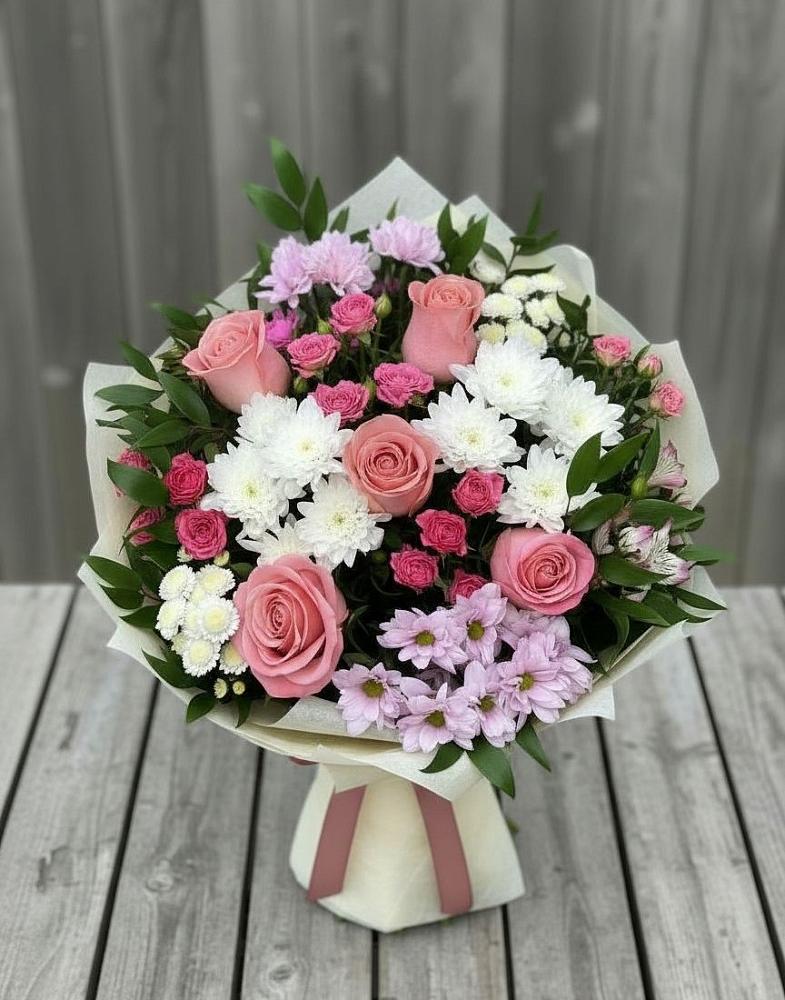 Букет цветов из: Альстромерии, Гвоздики, Розы и Хризантемы в Тульском Республика Адыгея