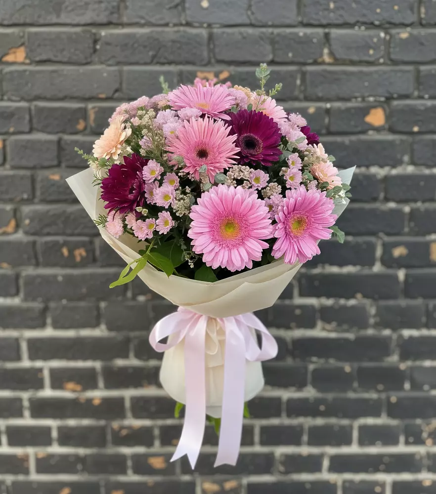 Букет цветов из: Герберы и Хризантемы в Тульском Республика Адыгея