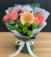 Букет цветов из:  Гвоздики, Розы, Герберы и Хризантемы в Тульском Республика Адыгея
