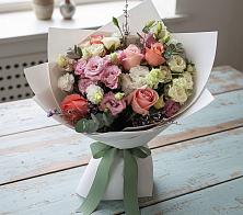 Букет цветов из:  Розы, Лизиантусы и Гвоздики #REPLACE_PRED# Тульском Республика Адыгея