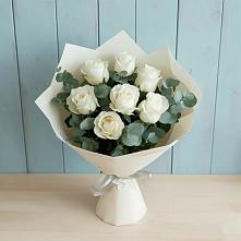 Букет Белые розы в Эвкалипте в Тульском Республика Адыгея